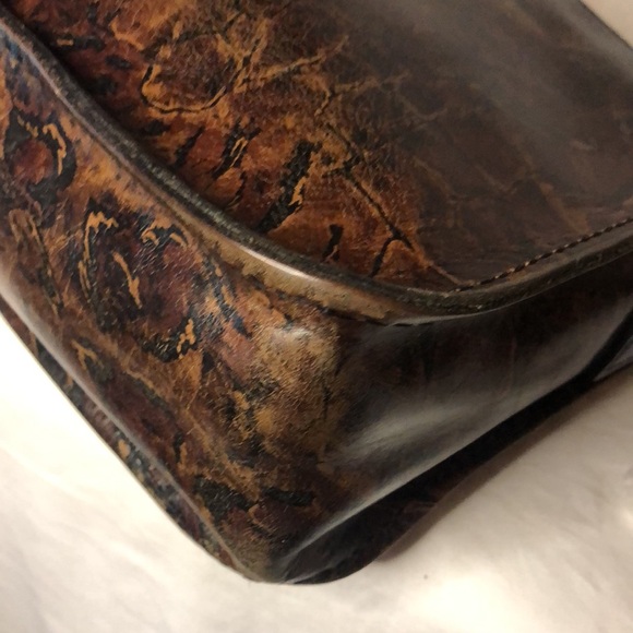 PATRICIA NASH 10th Anniversary dark brown stone design print leather crossbody. - Picture 11 of 16